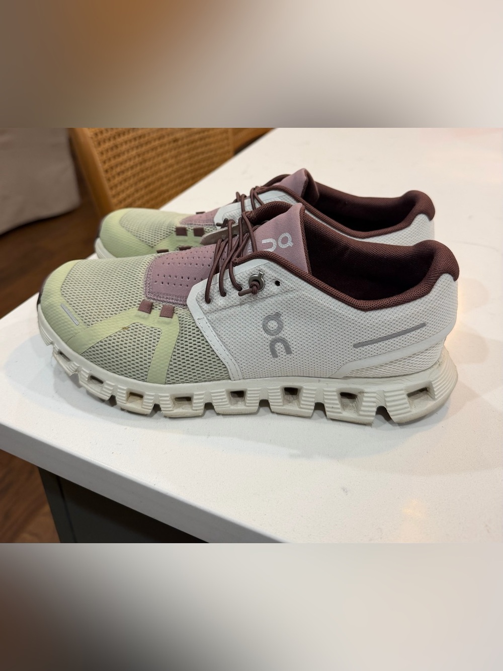On Running Women's Green and Mauve Cloudflow Sneakers - Picture 4 of 4